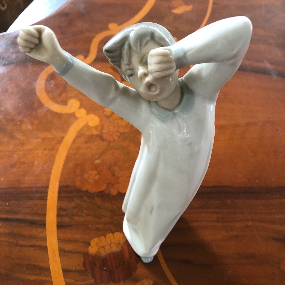 Lladro Yawning Boy (#4870)